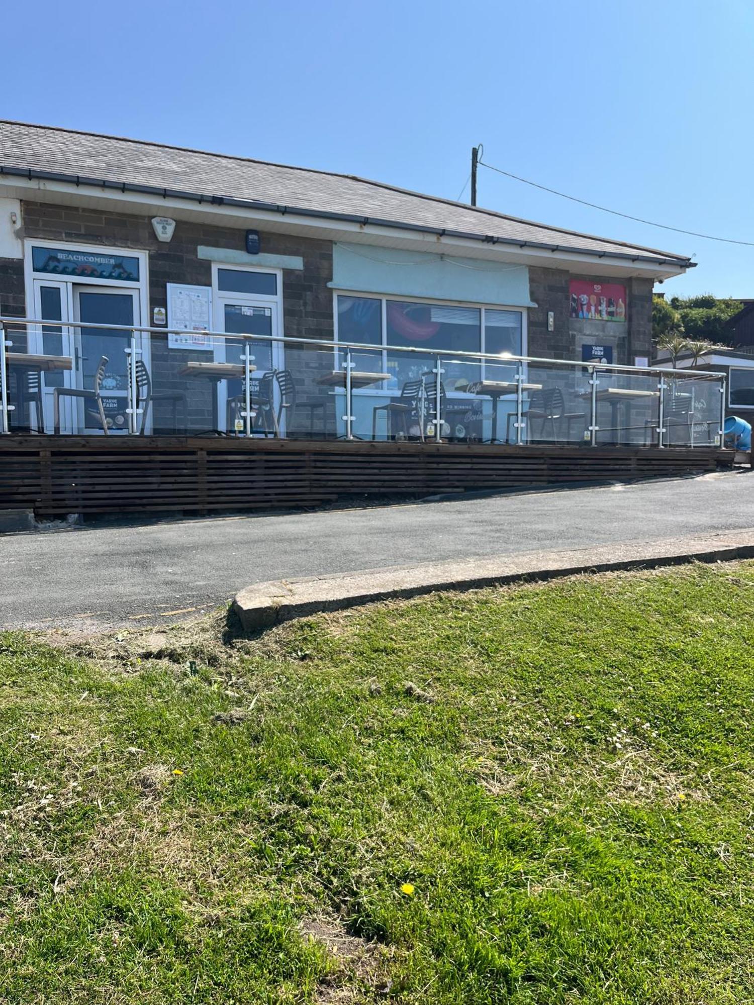 2 Bedroom With Sea Views Apartment